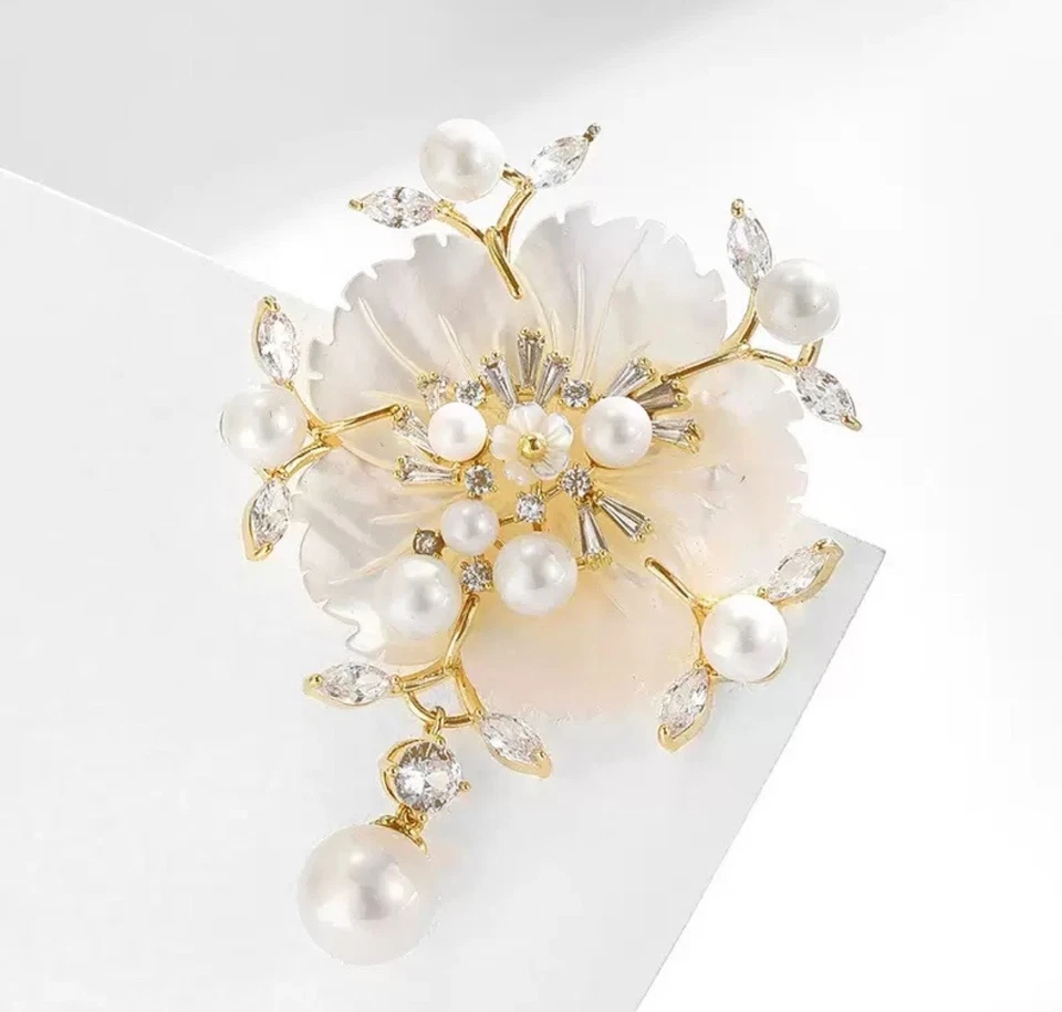 Elegant Mother of Pearl Flower Brooch Gold Plated Shell Pearl Jewelry - Image 4 of 4