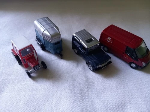 oo gauge vehicles cars 1.76 scale hornby bachmann model railway 