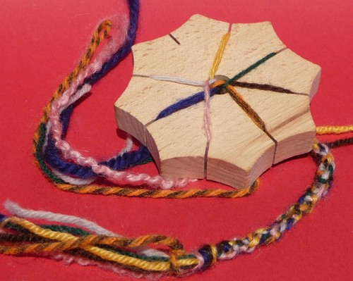 ZhongShuang Knüpfstern Set - 9-teiliges DIY Armband Web Set