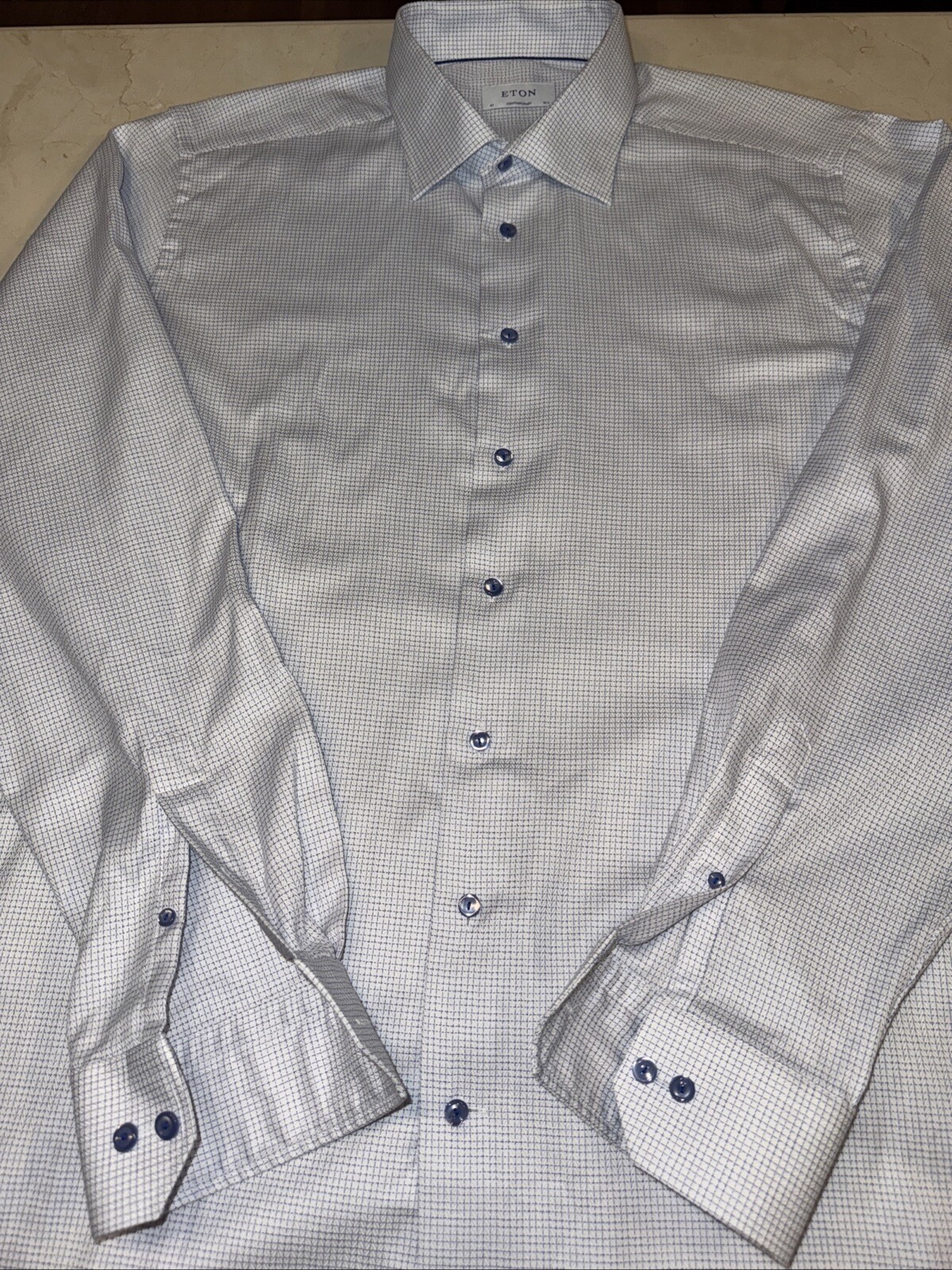 Picture 4 of 8