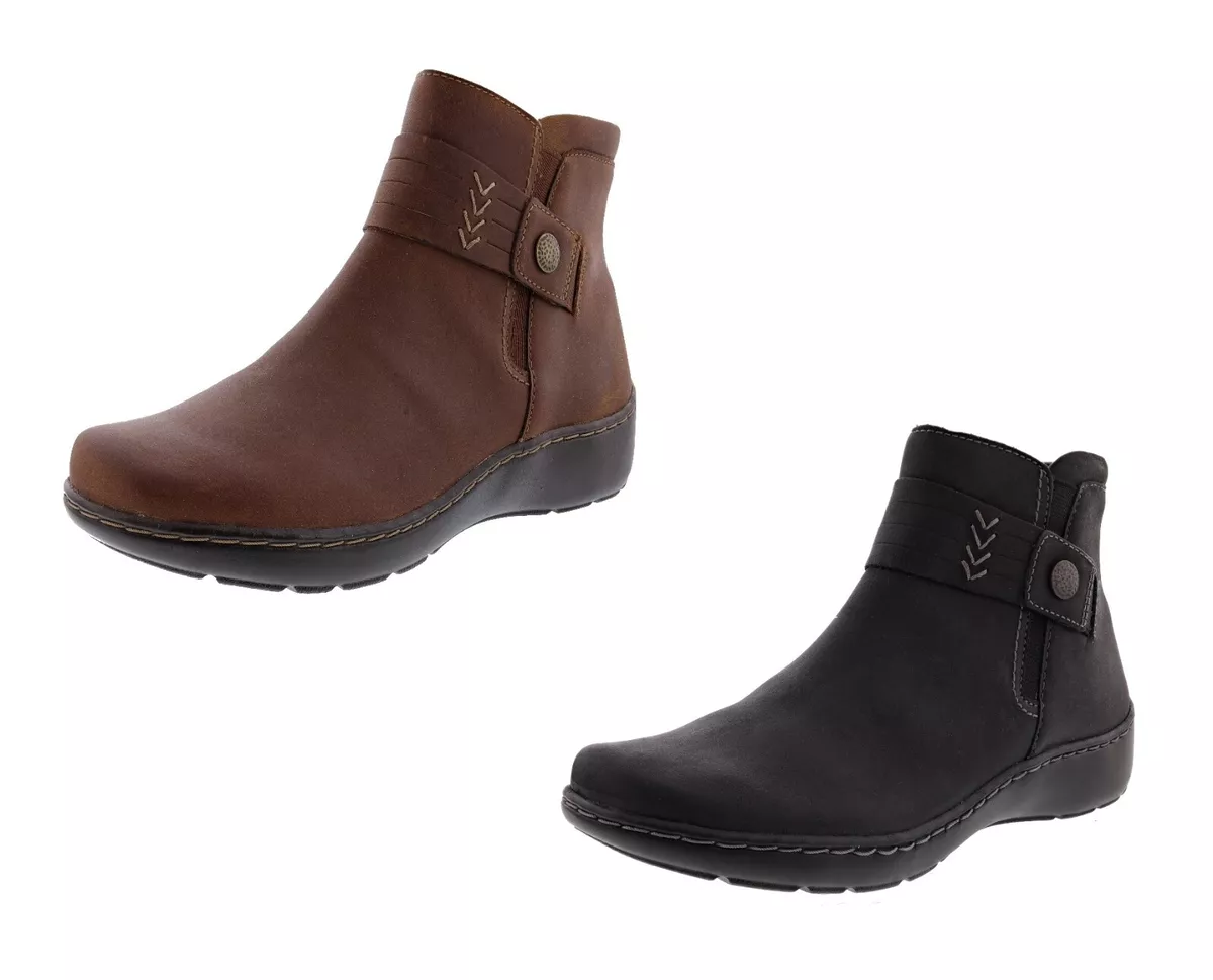 CLARKS WOMEN&#039;S RAE MEDIUM WIDTH ANKLE BOOTS | eBay