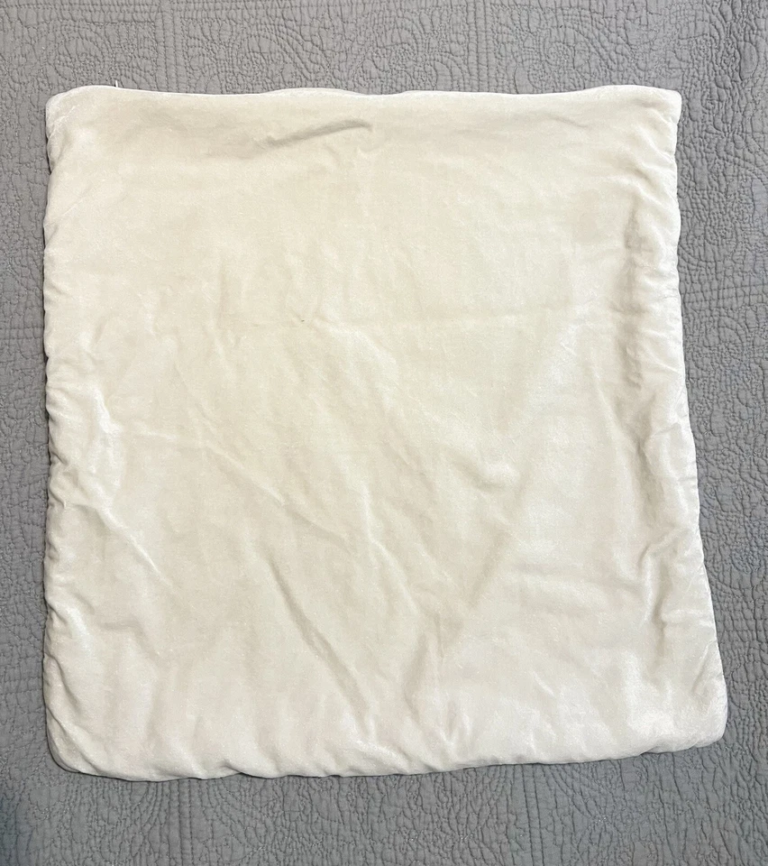 Natori Snow Leopard Velvet Pillow Cover White Gray Floral - Image 3 of 4