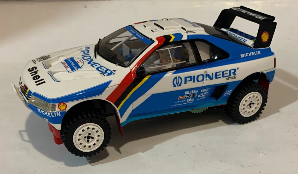 Slot Car Scaleauto SC-6120 Peugeot 405 T16 TT Pioneer Winner Paris Dakar 1989 - Photo 2/4