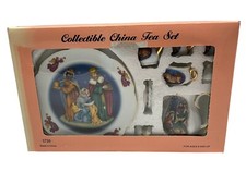 Child's China Tea Set Ranger International Corp Xmas Scene 10 pc set Collectible