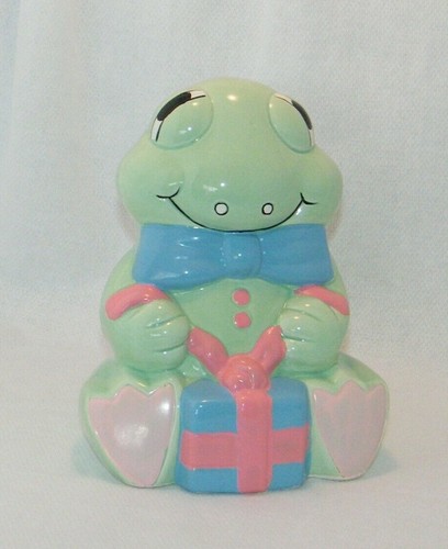 Vintage 1991 ARTMARK Green Frog w/ Gift . Piggy Bank . For Baby / Child's Room - Picture 2 of 12