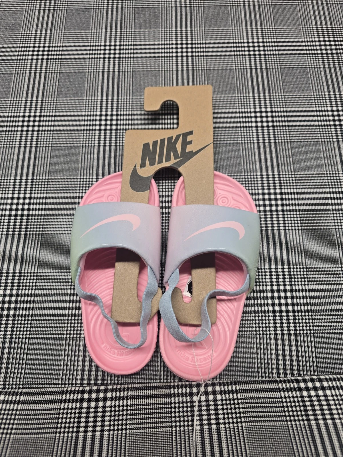 Scivolo rosa Nike Kawa Artic Punch taglia 10 nuovo con etichette bambina