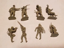 8 Conte Collectables WW2 Bloody Omaha Beach D-Day US GI Figures 54mm 1/32 Scale