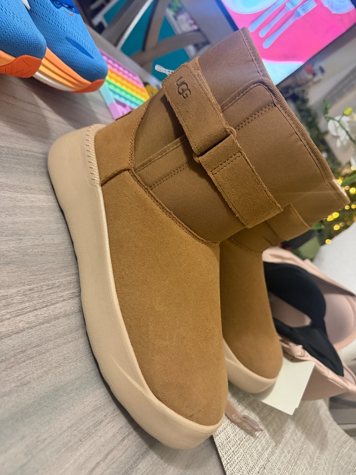 UGG CLASSIC S CHESTNUT SUEDE SHEEPSKIN MEN'S BOOTS SIZE US 13 NEW