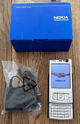 Original Nokia N95 Handy RM-99 Händler Garantie Volle Funktion Silber NEUWARE