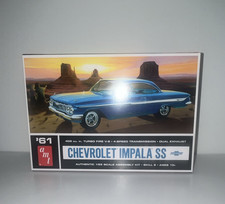 AMT 1961 Chevrolet Impala SS 1:25 Plastic Model Kit Unassembled AMT-1013/12