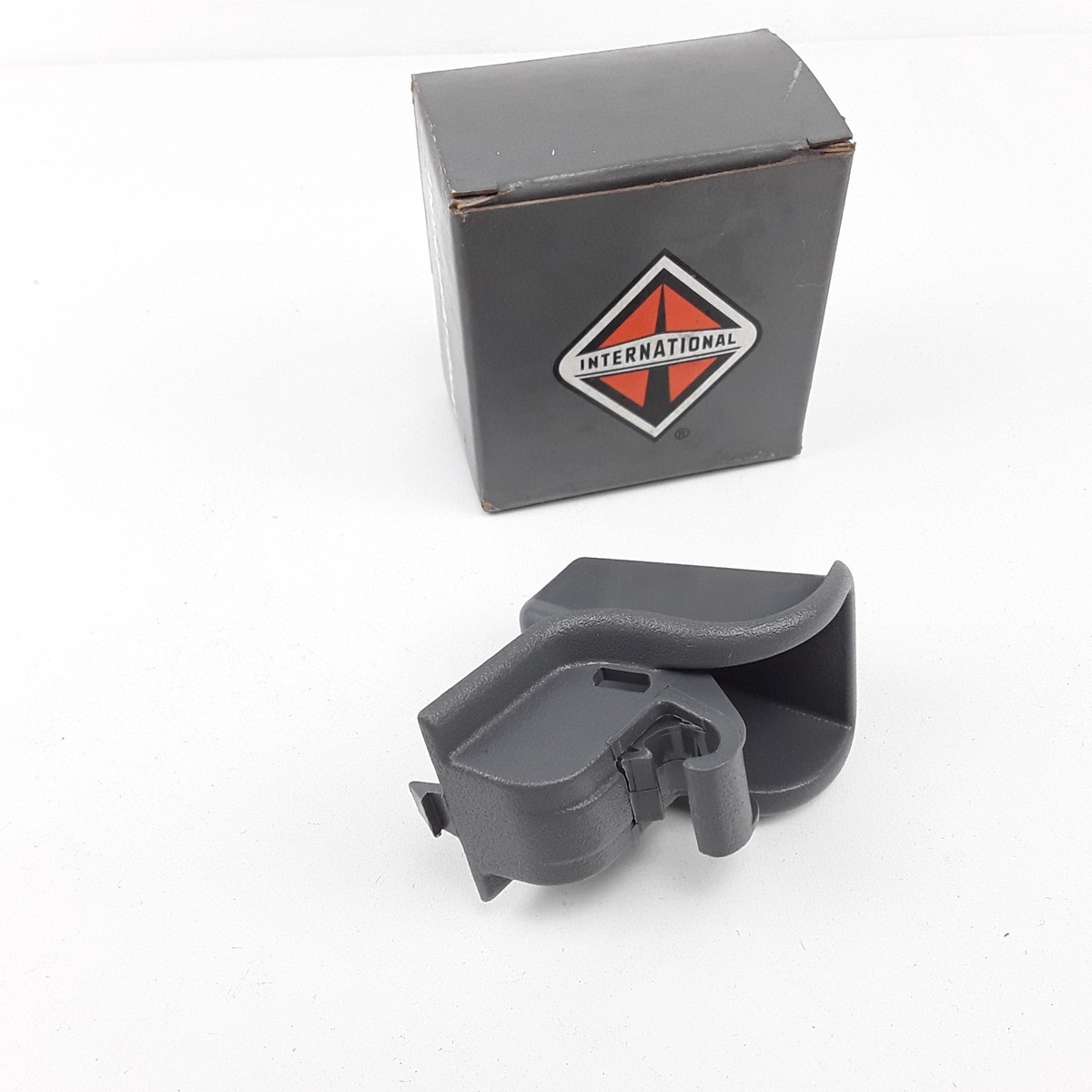 International 3565233C2 Sun Visor Clip For Navistar Trucks
