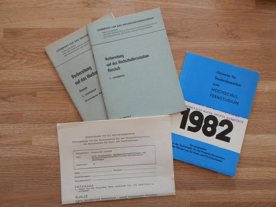 Vorbereitung auf das Hochschulfernstudium Russisch Studium DDR Zentralstelle - Bild 1 von 1
