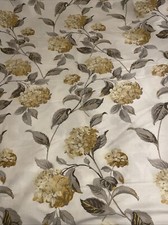 LAURA ASHLEY HYDRANGEA CAMOMILE FABRIC ( PER METRE )