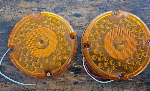 91271Y 7" LED Amber Park Turn Light REFLECTOR 451688001 3826728C91 QTY-2 - USED