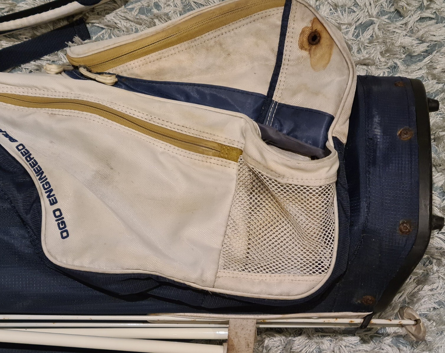 Men's OGIO Golf VaporLite 9" Stand Bag 8 Way Dual Strap White & Blue