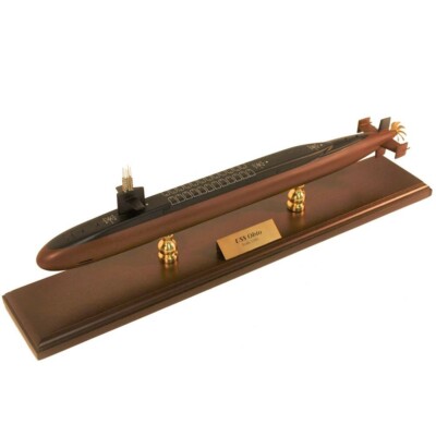 US Navy Ohio Class SSBN Nuclear Desk Display Missile Submarine 1/350 XX Model