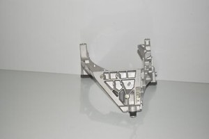 BMW F10 530d Halterung Lenksäule Stütze Träger 6140829