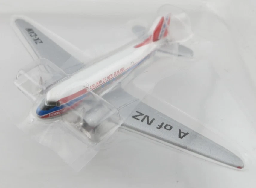 Herpa A de Nueva Zelanda / Aerolíneas de Nueva Zelanda Douglas Modelo DC-3 - 1:500 - 500210 Foto 4 de 4