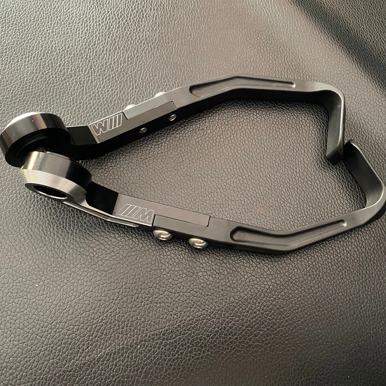 Unbranded Clutch Lever s1000rr-2019-2025 &ndash; Aluminum Vintage Part: Yes Placement on Vehicle: Right, Front Brand: Unbranded Compatible Make: FOR BMW OE/OEM Part Number: Does Not Apply Manufacturer Warranty: 1 Month Universal Fitment: Yes Compatible Year: 2025, 2024, 2023, 2022, 2021, 2020, 2019 Performance Part: Yes Country of Origin: China thumbnail 2