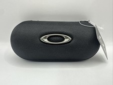 New Oakley Large Soft Vault Sunglass Case Zipper Closure Nylon 07-025 Black