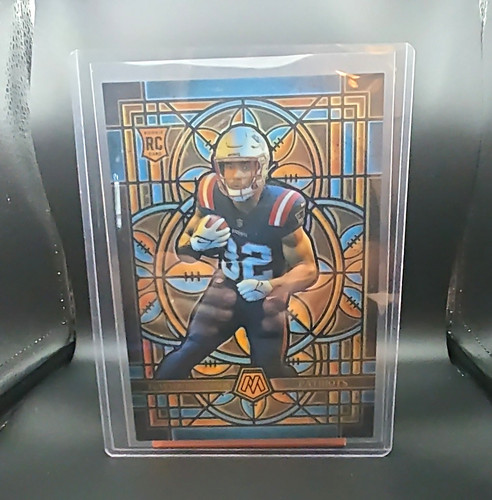 Panini 2025 Mosaic Football Prizm RC Treveyon Henderson #17 Patriots