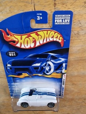 Hot Wheels Cunningham C4R, White; 2001 First Editions 31/36. Collector No. 051
