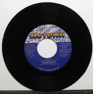 COMMODORES EASY/CAN'T LET YOU TEASE ME (VG+) M1418F 45 RECORD