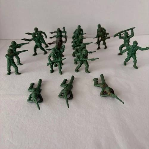 20 Vintage 1950's Lido, Marx  60mm US Infantry Soldiers 9 Poses Great Condition!