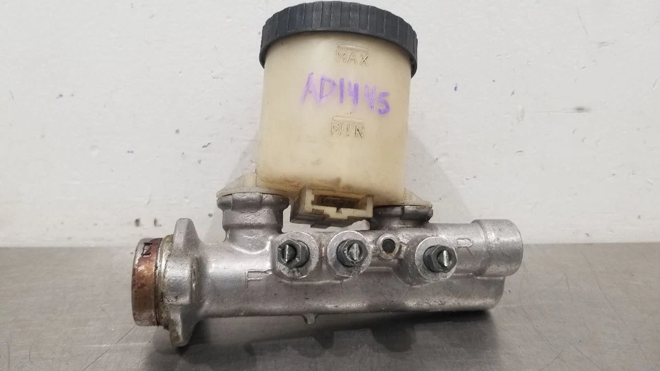 Nissan 300Zx 1985 turbo freno cilindro maestro Foto 2 de 4