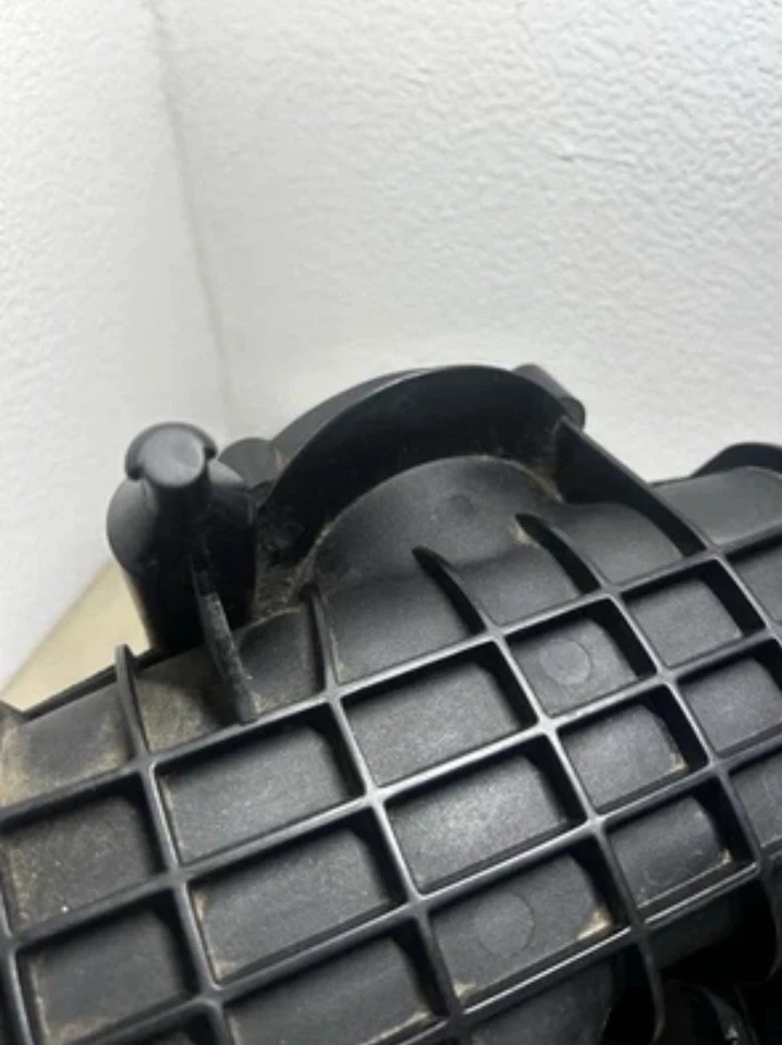 Colector de admisión BMW 335i 135i N54 usado OEM Foto 2 de 4