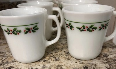 6 Vtg Corning Corelle Christmas  Holly Days  10oz White Milk Glass Coffee Cups