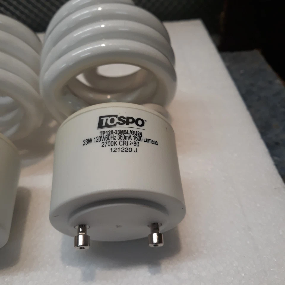 4 TOSPO Spiral GU24 Replacement  2 pins used Tested Working, see photos - Image 2 of 3