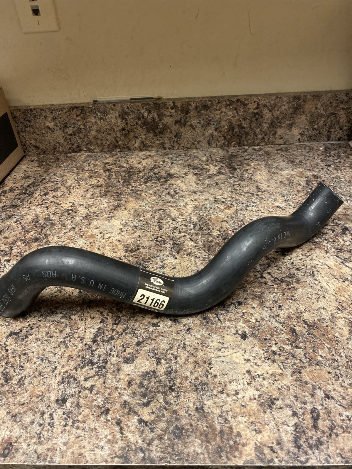 GATES Radiator Coolant Hose 21166 Fits 79-85 FORD, LINC, MERC FREE SHIPPING