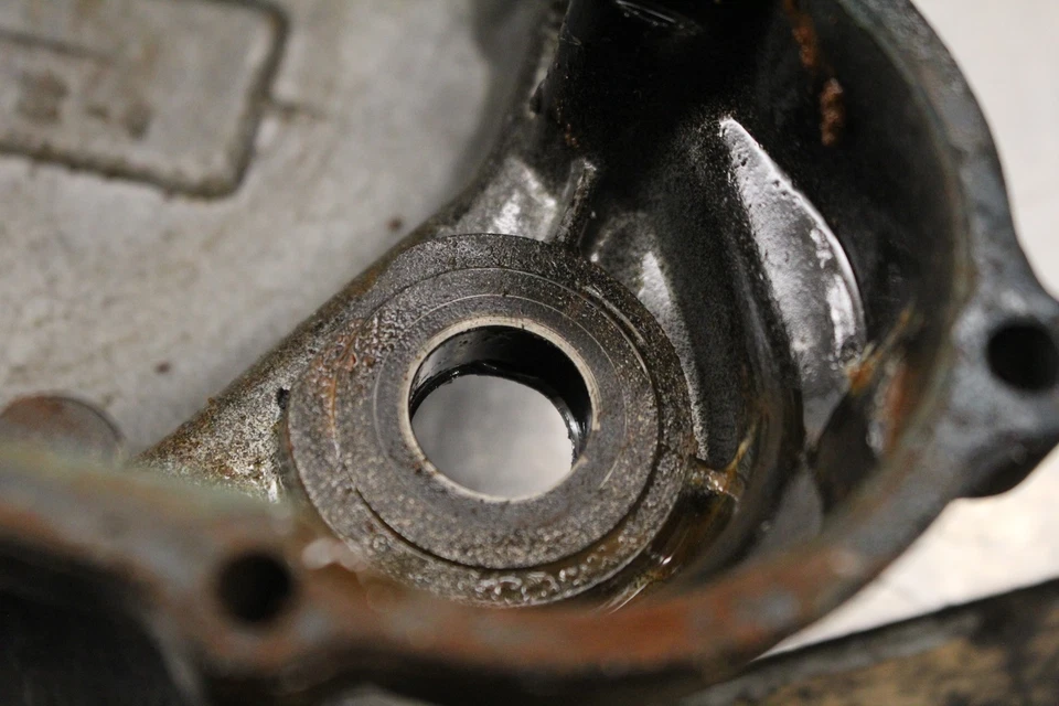 Yamaha DT100 1978 cubierta de embrague lateral del motor S784 Foto 4 de 4