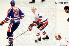 Randy Gregg - Pat Flatley - EDM vs. NYI 1984 - 35mm color slide - TJ1-015-589