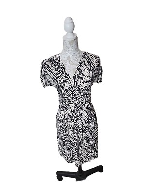 Max And Cleo Stretchy Dress With Pockets Black And Cream Machine Washable Size 4