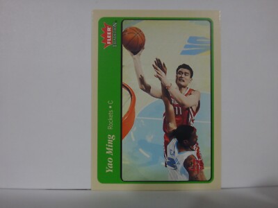 04-05 FLEER TRADITION GREEN YAO MING HOUSTON ROCKETS HOF PARALLEL