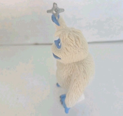 Abominable Snowmonster & Star Figure Plastic Rudolph Character Arts 2010 Round 2 - Picture 4 of 11