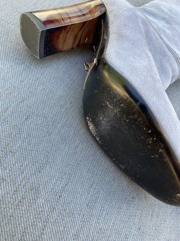 Botas de gamuza gris media pantorrilla Burberry para mujer, talla 37 Foto 3 de 4