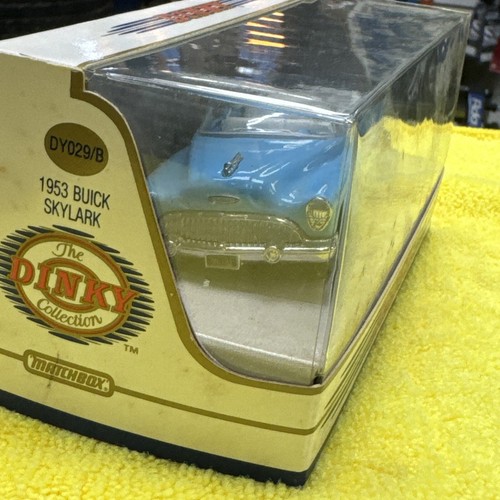 Dinky 1953 Buick Skylark New in Box DY029/B FREE SHIPPING - Picture 9 of 11