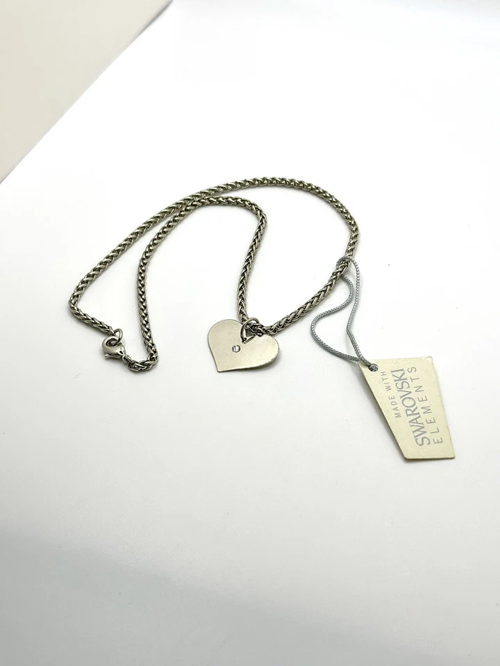 Antigo Colar de Coração em Tom de Prata Elemento Swarovski Pingente de Cristal Venda de Propriedade - Imagem 2 de 4