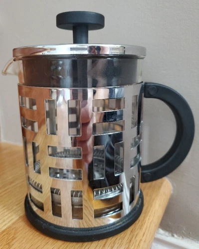 BODUM Eileen 4 Cup FRENCH PRESS Coffee Maker Plunger Made in Portugal EUC