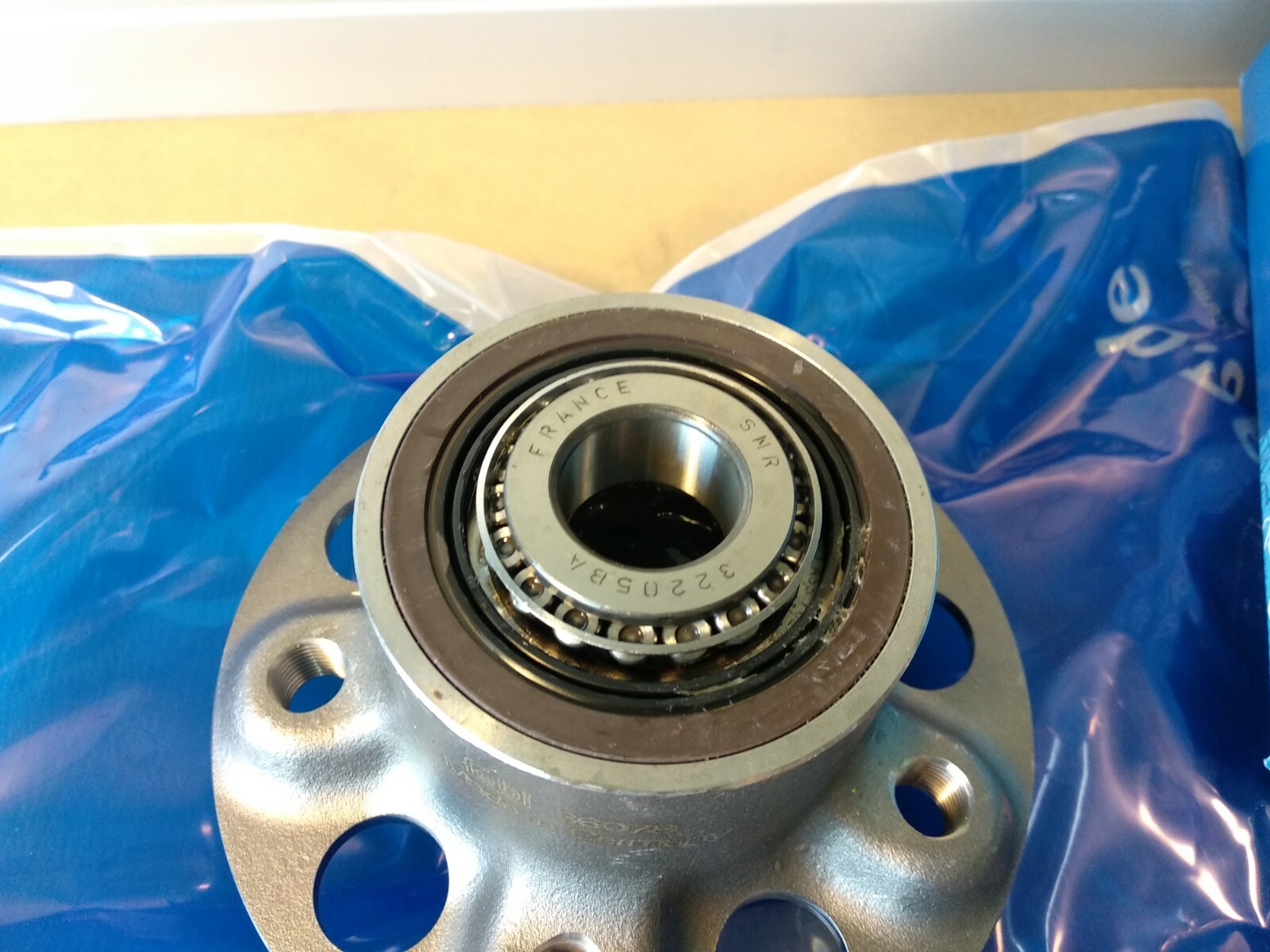 SWAG Wheel Bearing Kit Front Axle Fits MERCEDES W221 W216 2213300225 eBay