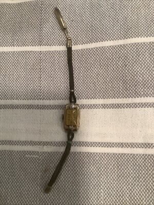 VINTAGE LADIES ELGIN WRIST WATCH,CAL KEEPING TIME , Y10k Gold Filled