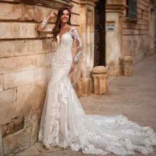 Elegant Mermaid V Neck Lace Wedding Dresses Sweep Train Bridal Gowns Button Back