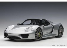AUTOart 1/12 Porsche 918 Spyder Weissach GT Silver Metallic Model