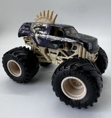 Monster Jam Mohawk Warrior Boneyard Series Monster Truck 1:64 2021 Great Clips
