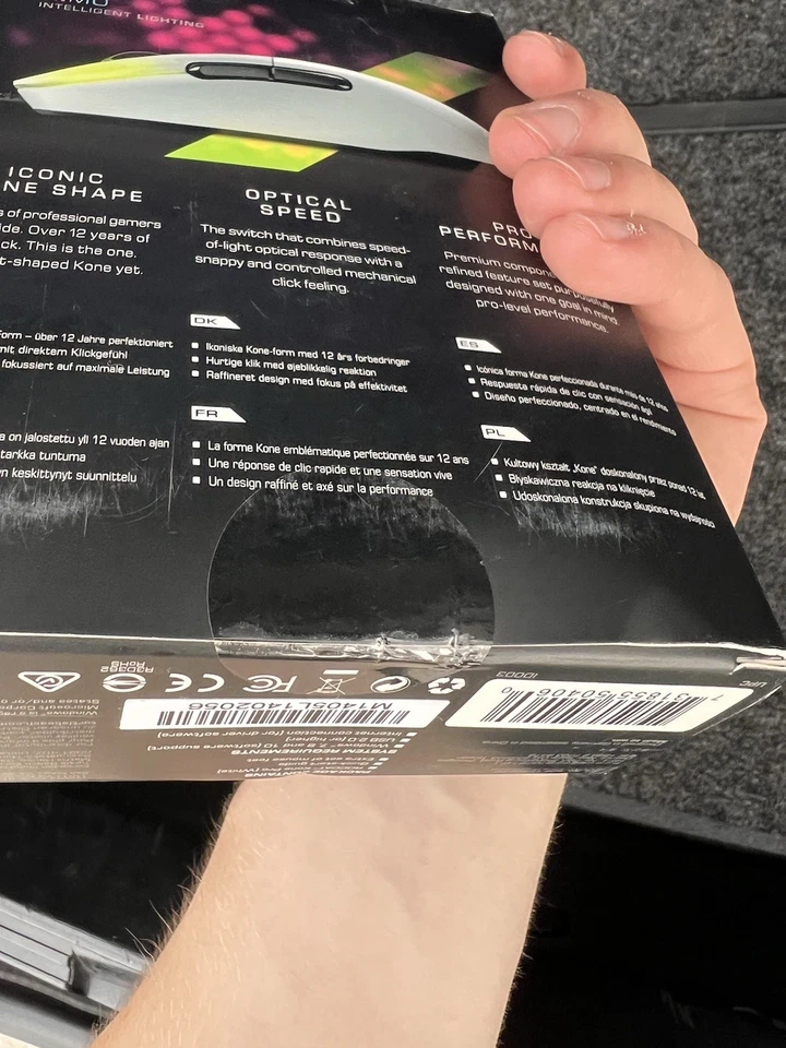 Roccat Burst Pro Gaming Maus PC/Mac Ultraleicht RGB 16.000 DPI Weiß Neu & OVP - Bild 3 von 4