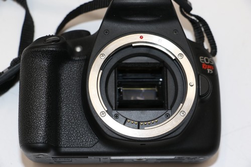 Canon EOS Rebel T5 18.0MP Digital SLR Camera Body Only - Picture 6 of 24