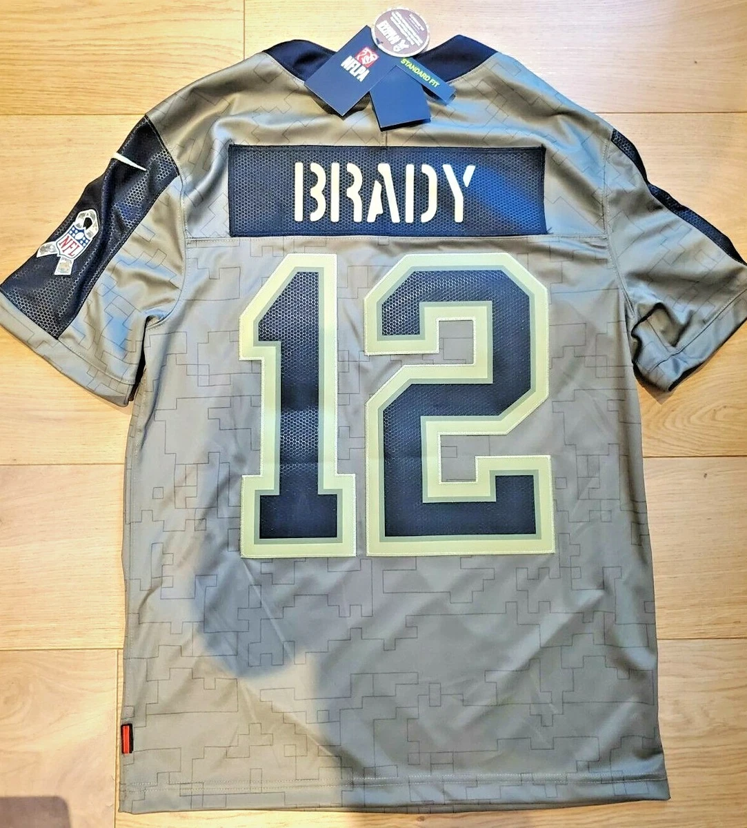 Men's Nike Tom Brady White Tampa Bay Buccaneers Vapor Untouchable Limited Jersey